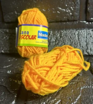 LANA ESCOLAR 10GR AMARILLA